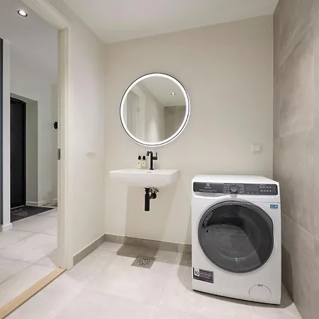 Modern At Volta * Ταλίν